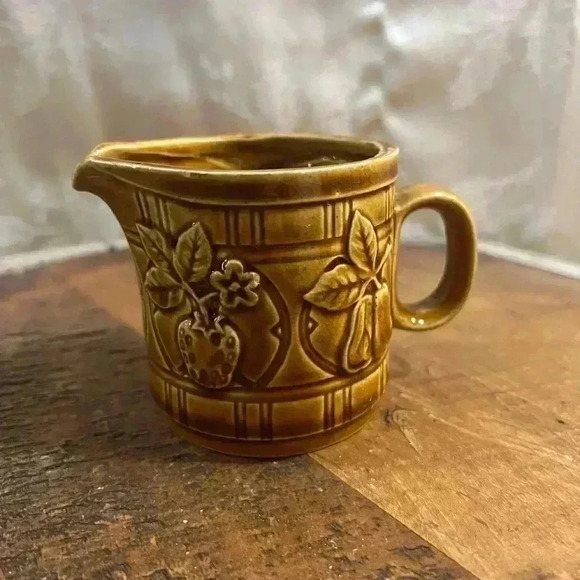 Vintage  Strawberry/Floral Ceramic “Japan” Creamer - Picture 6 of 6